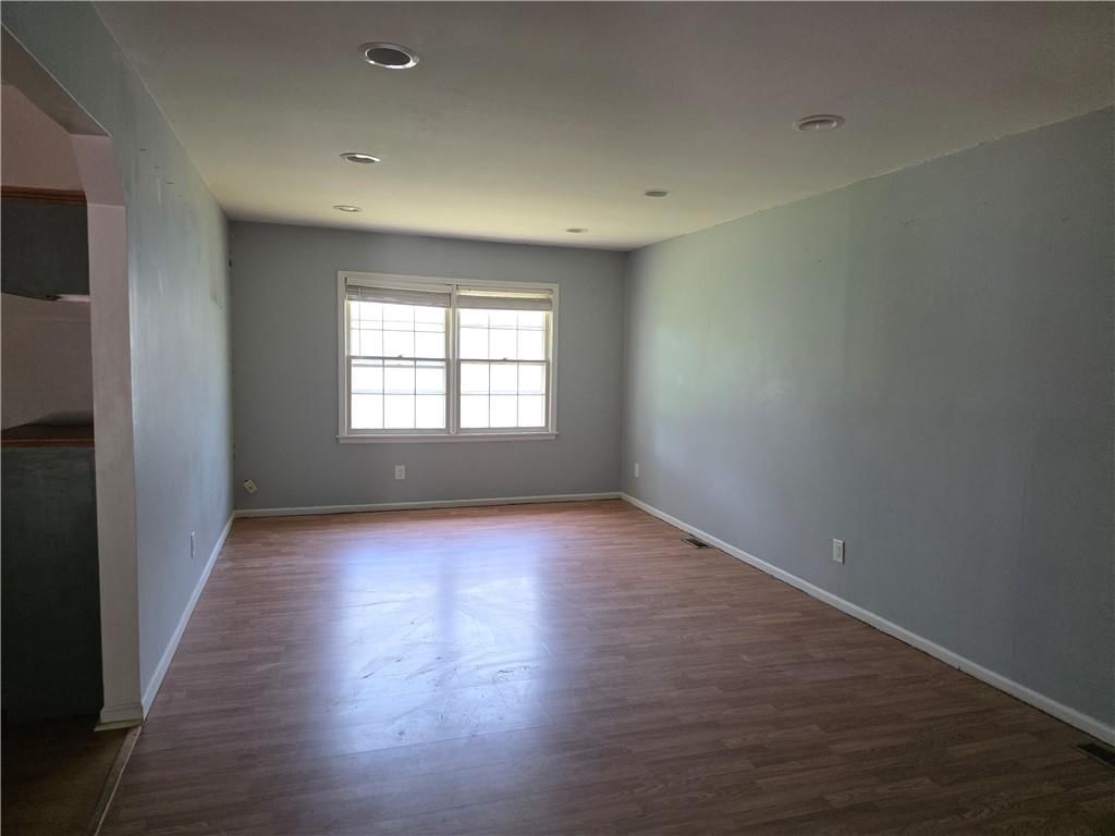 1601 S Maple Street — photo 7