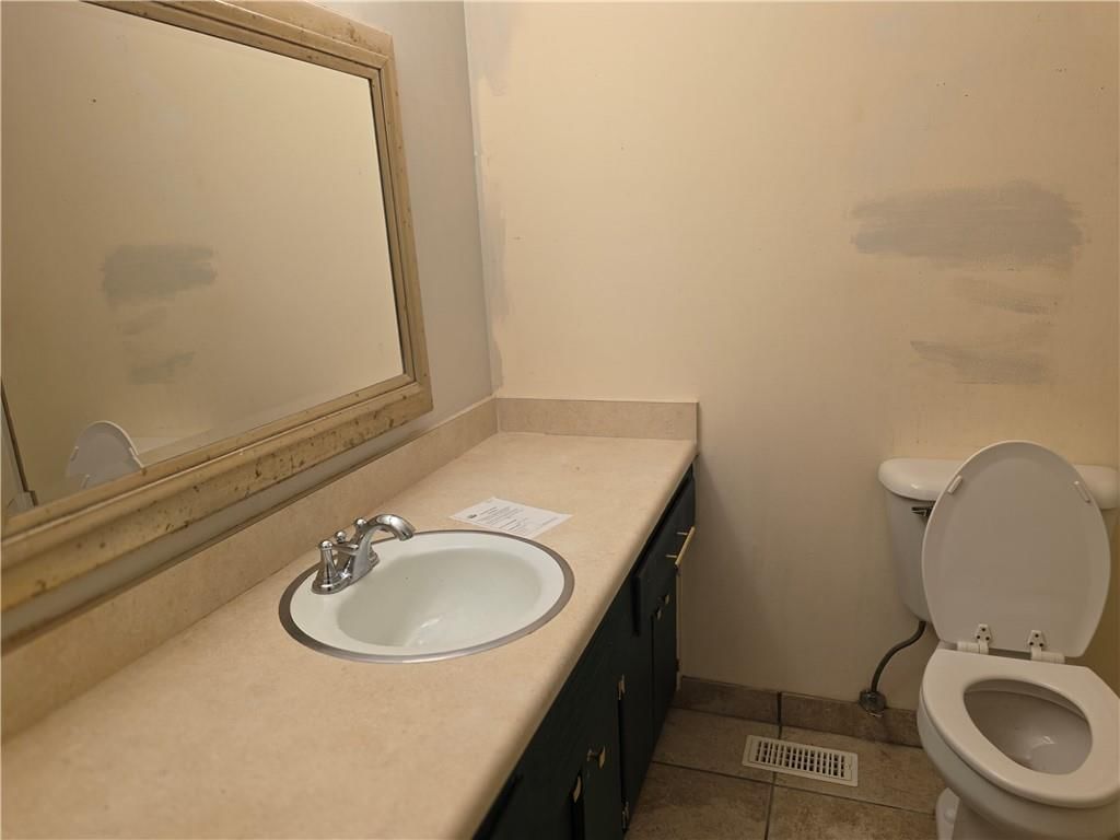 1601 S Maple Street — photo 9