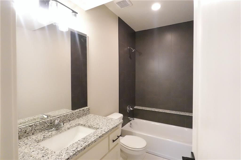12720 NW Larkspur Lane — photo 27