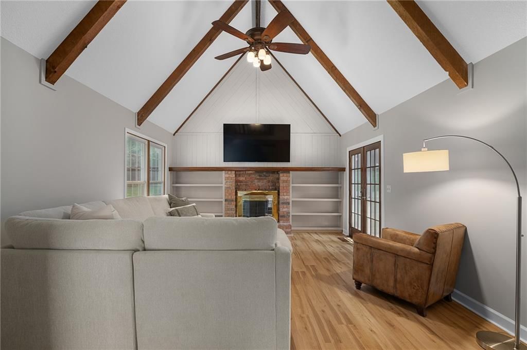7335 Monrovia Street — photo 14