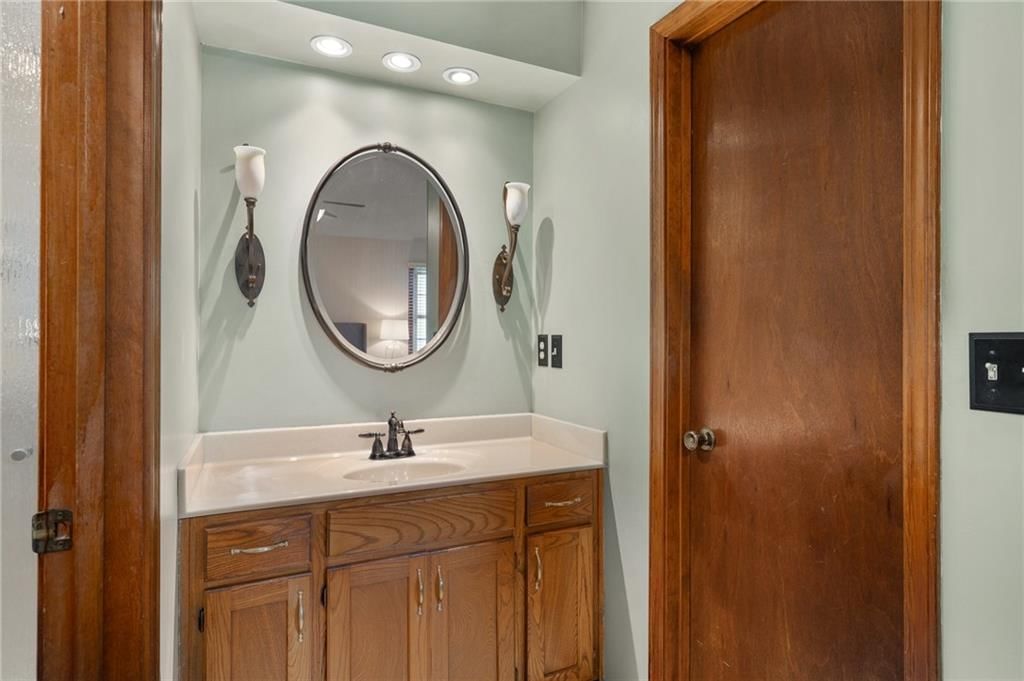 7335 Monrovia Street — photo 28