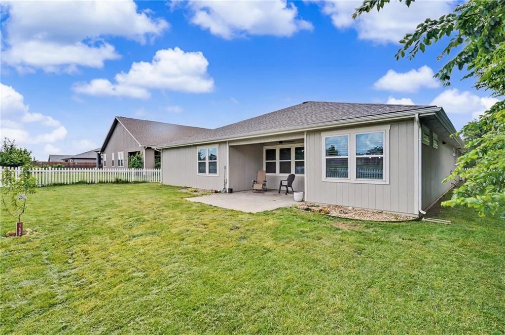4008 Sweetclover Street — photo 24