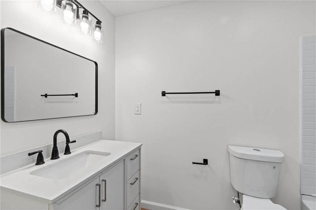 900 Goodrich Drive — photo 15