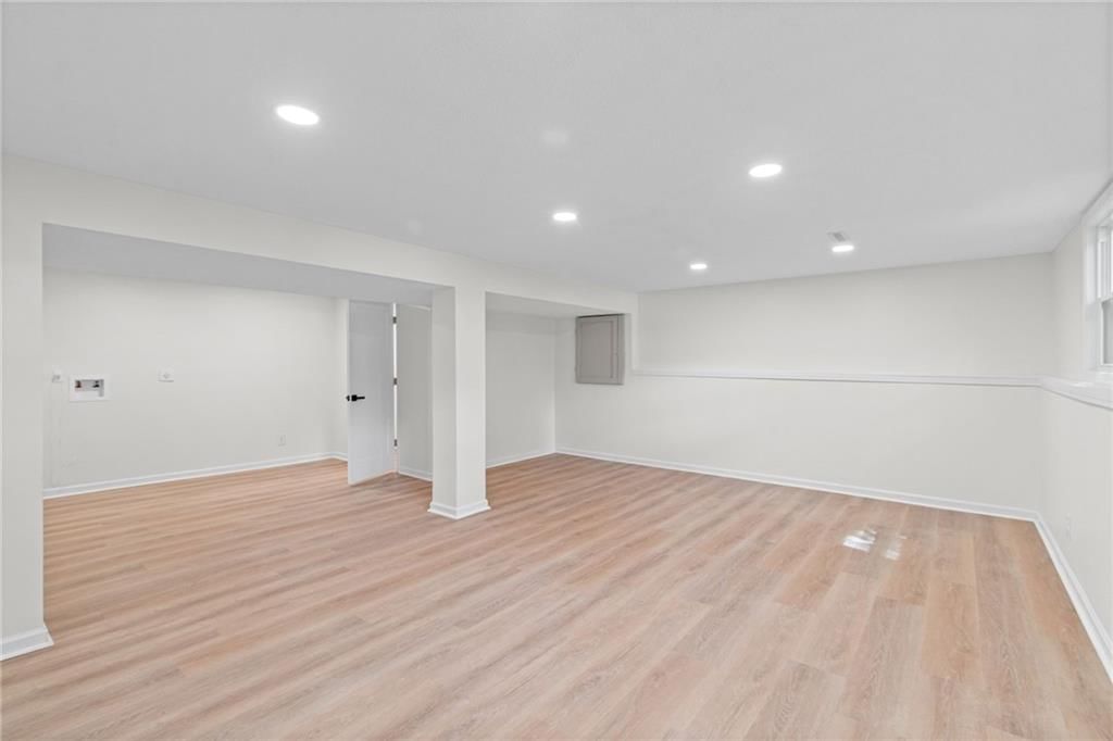 900 Goodrich Drive — photo 24
