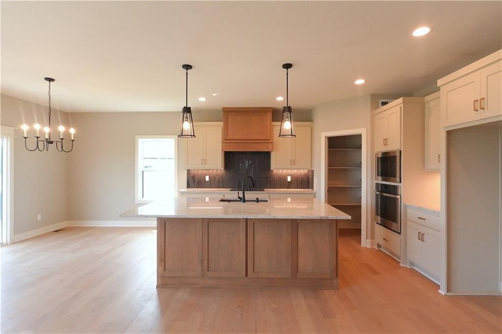 12735 N Champanel Way — photo 5