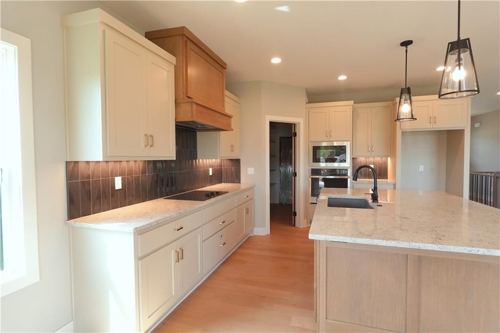 12735 N Champanel Way — photo 7