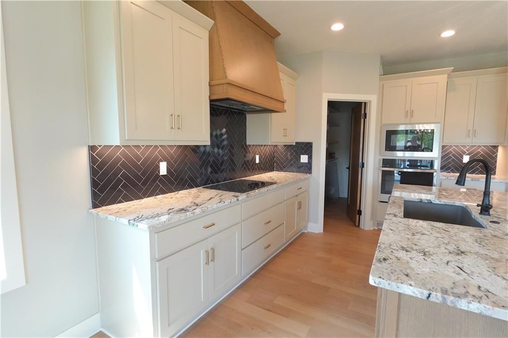 12745 N Champanel Way — photo 5