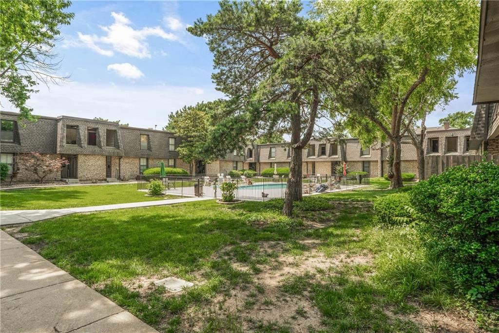 7417 W 102 Court — photo 23
