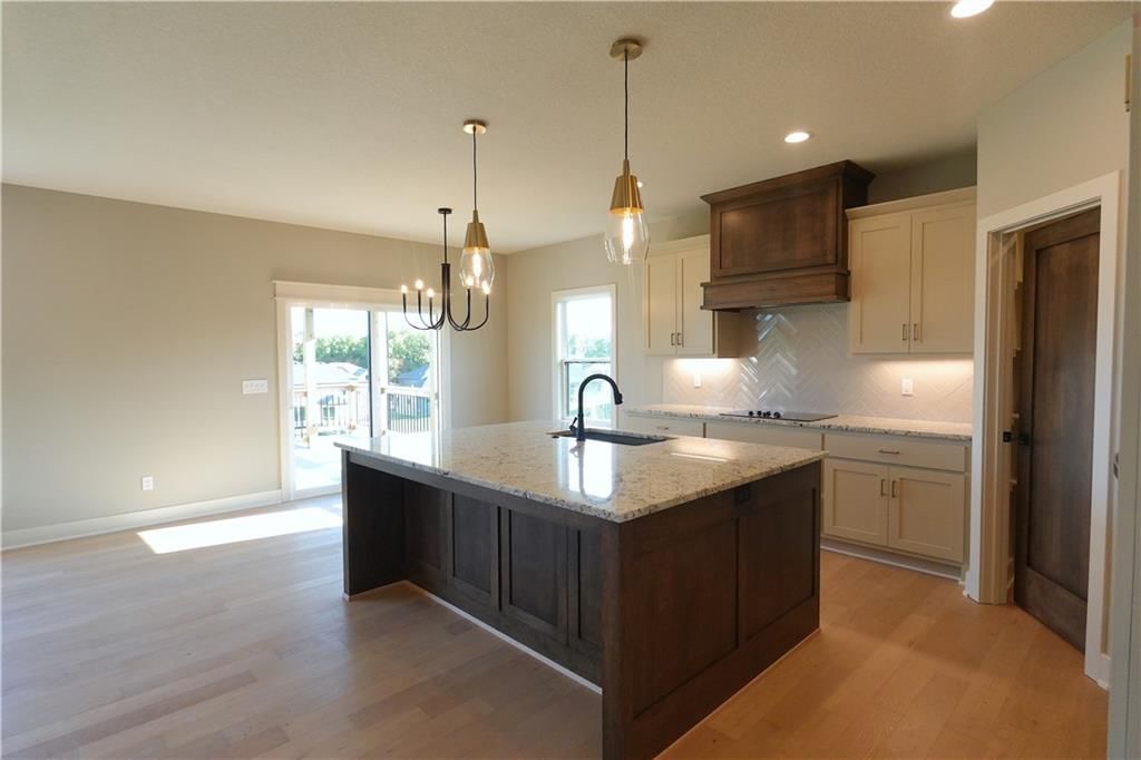 12755 N Champanel Way — photo 5