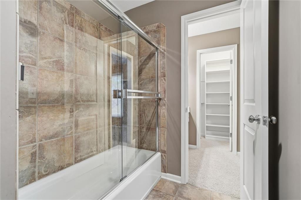 15088 Sherwood Street — photo 32