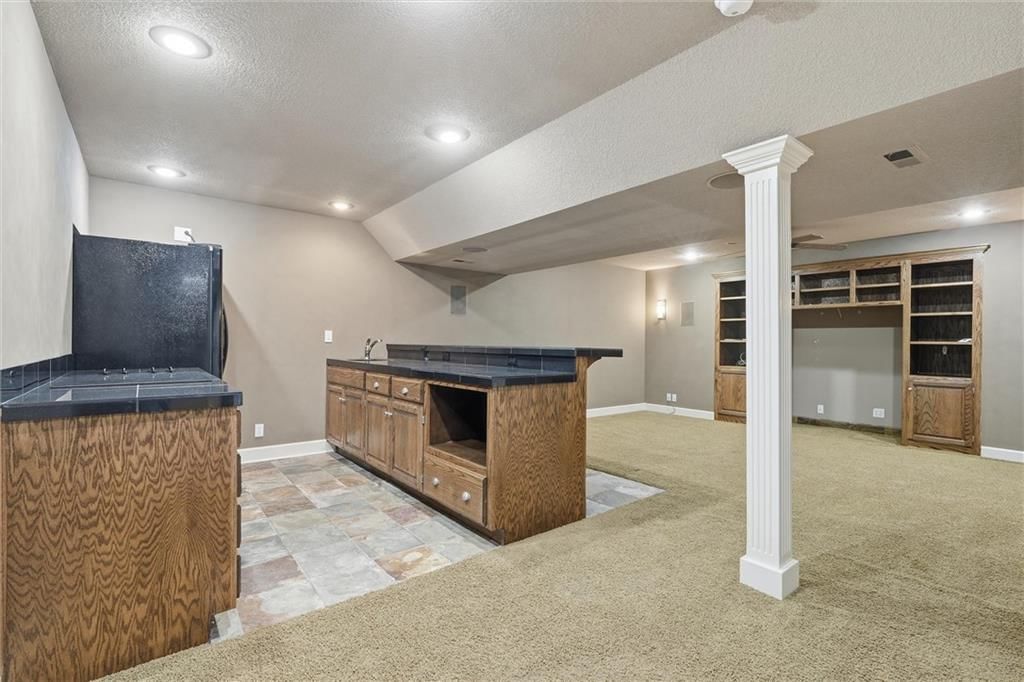 15088 Sherwood Street — photo 40