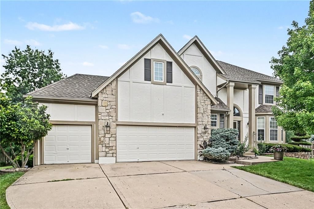 14425 S Blackfeather Street — photo 2