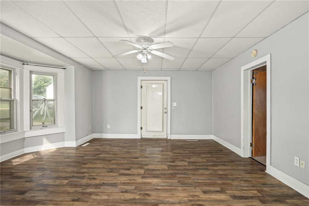 205 S 6th Street — photo 5