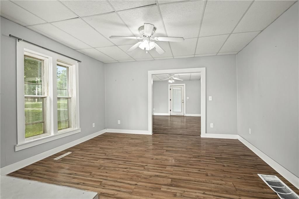 205 S 6th Street — photo 9