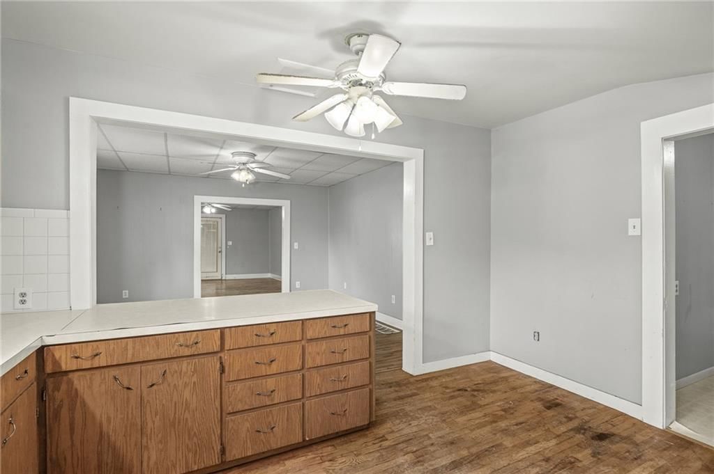 205 S 6th Street — photo 13