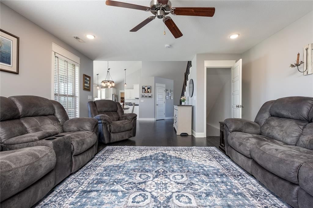 10523 N Randolph Avenue — photo 18