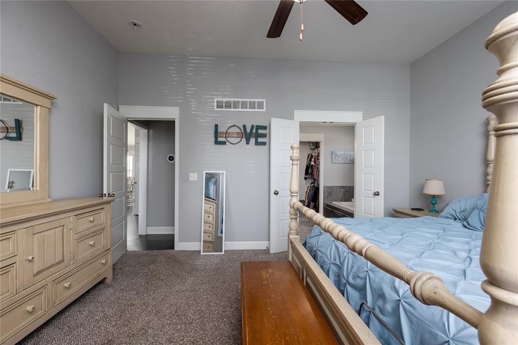 10523 N Randolph Avenue — photo 21