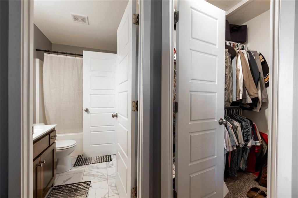 10523 N Randolph Avenue — photo 35
