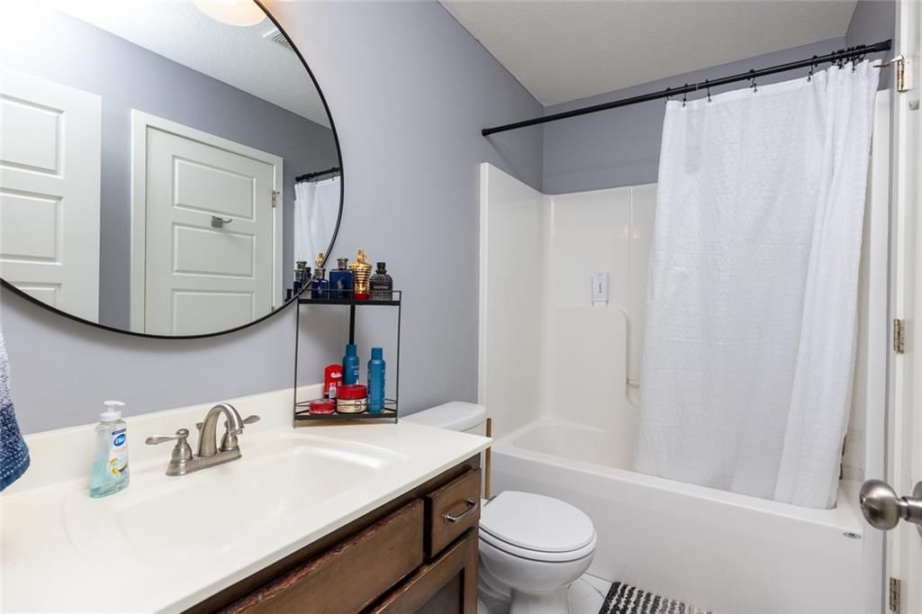 10523 N Randolph Avenue — photo 36