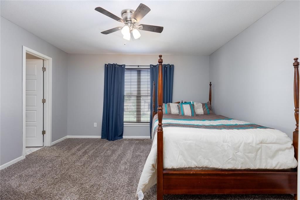 10523 N Randolph Avenue — photo 37