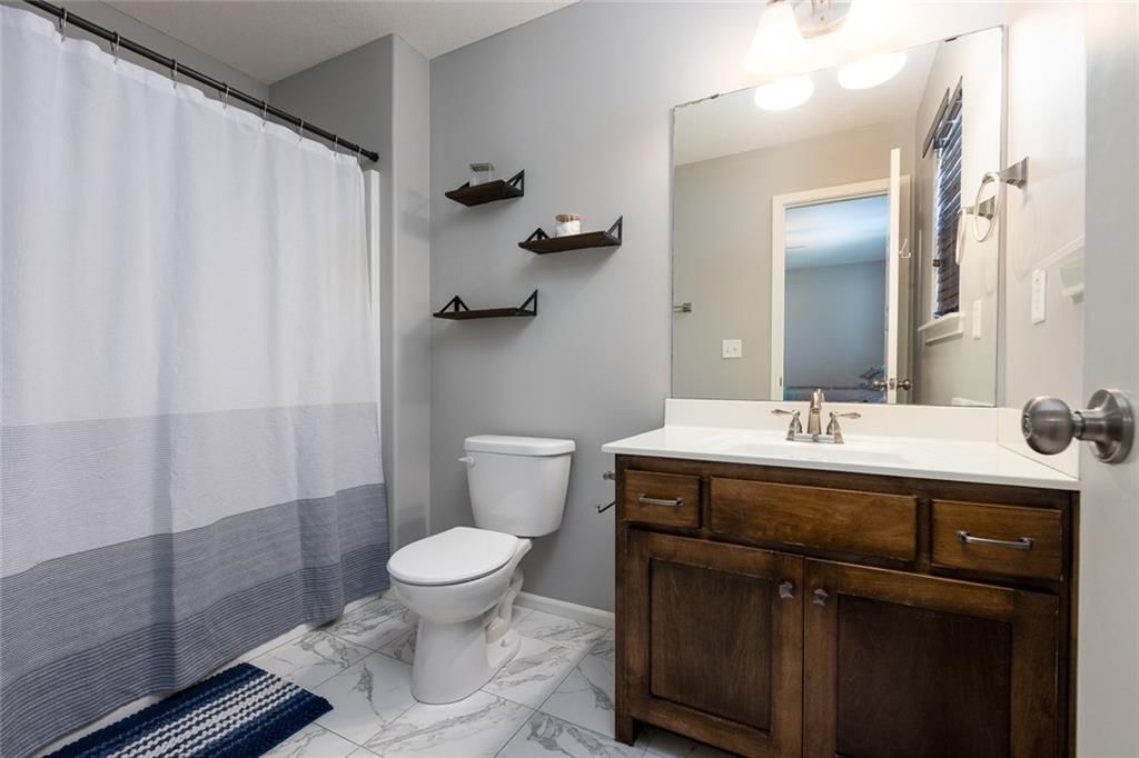 10523 N Randolph Avenue — photo 39