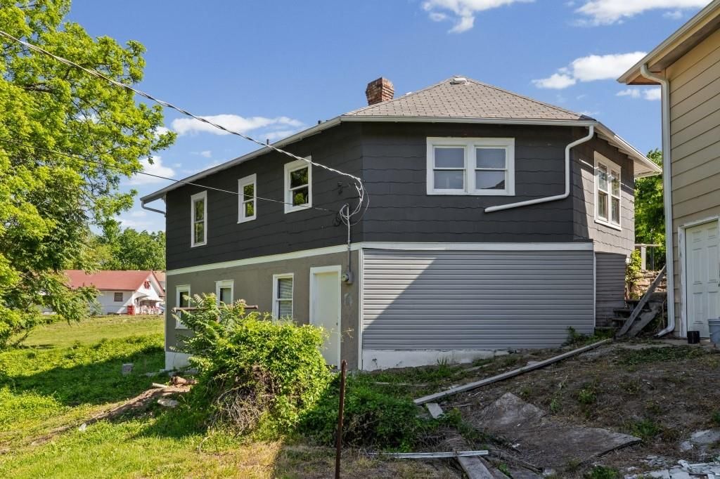 2918 Parkwood Boulevard — photo 3