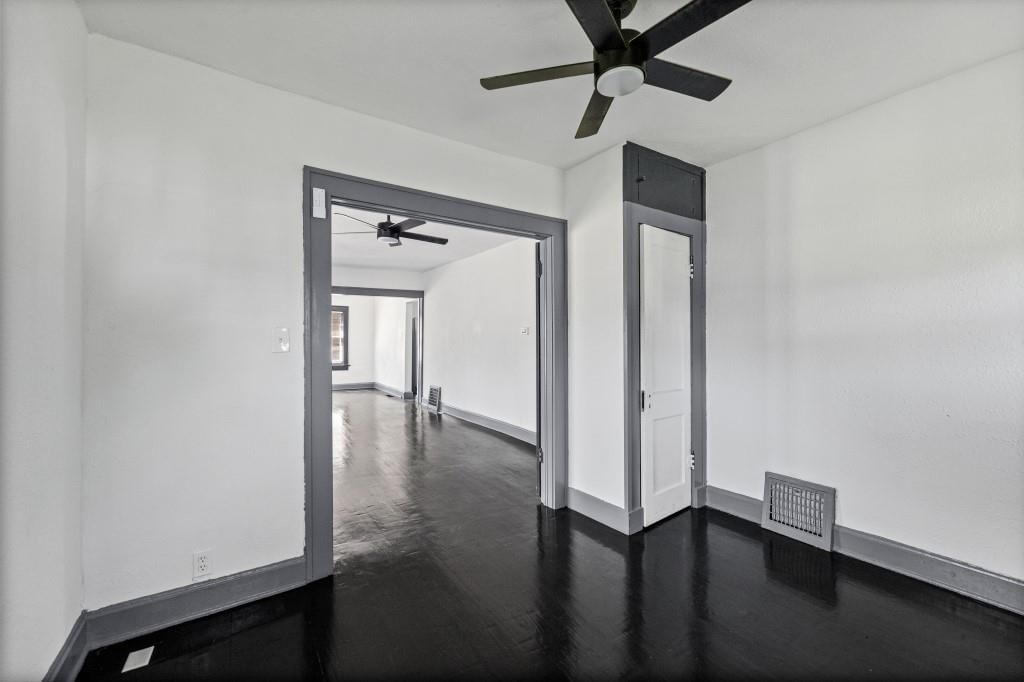2918 Parkwood Boulevard — photo 7