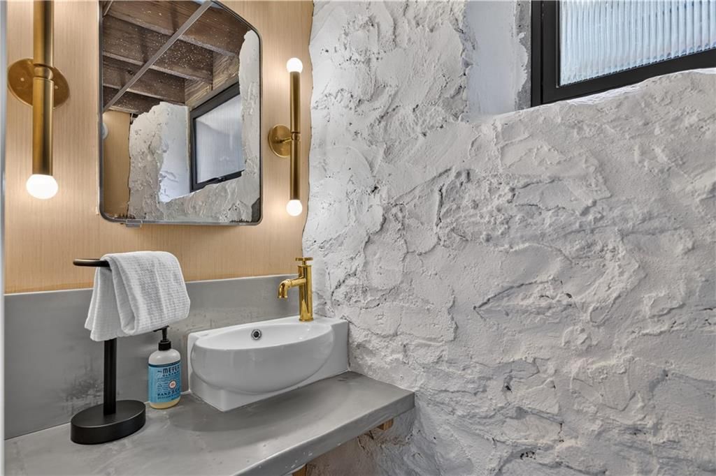 7301 Washington Street — photo 40