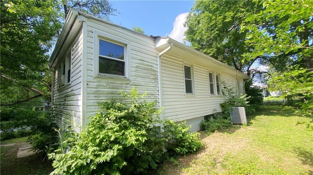 2633 S 36th Street — photo 21