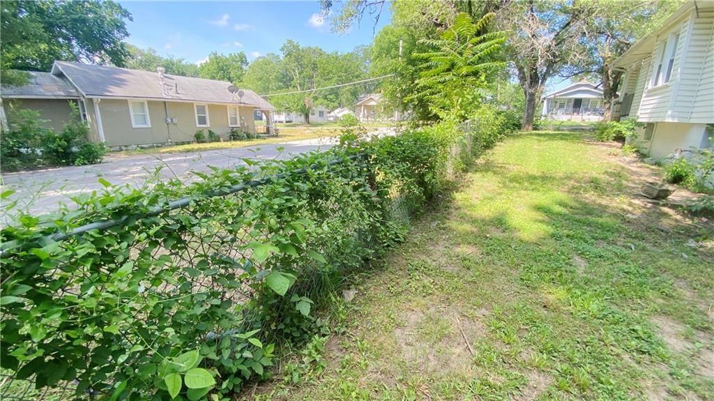 2633 S 36th Street — photo 26