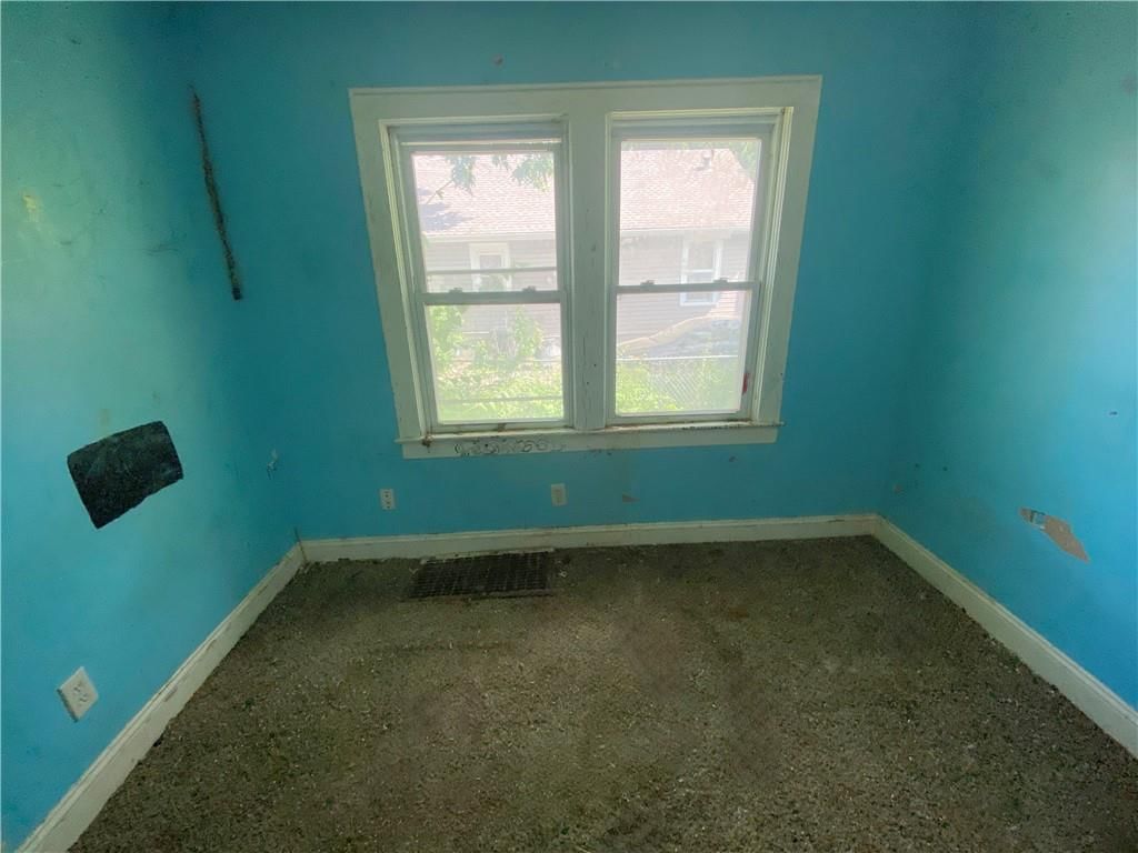 2633 S 36th Street — photo 34