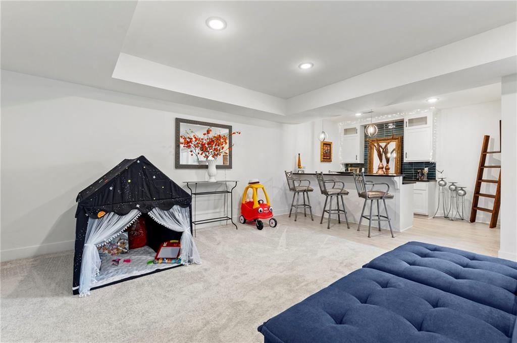 7041 N London Avenue — photo 30