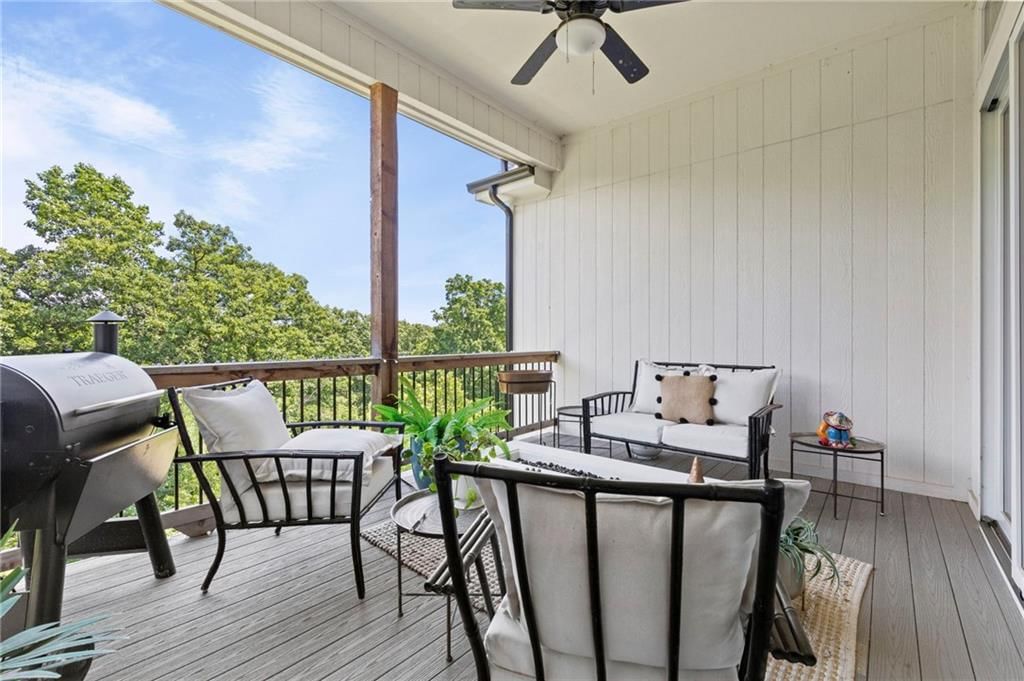 7041 N London Avenue — photo 34