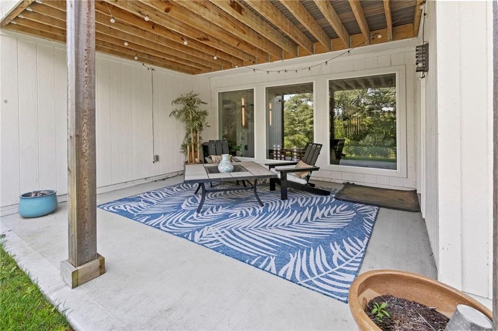 7041 N London Avenue — photo 36