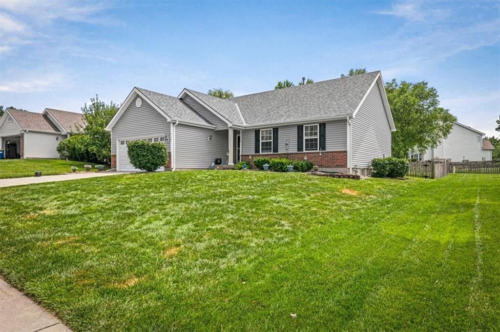 512 Brentwood Drive — photo 4