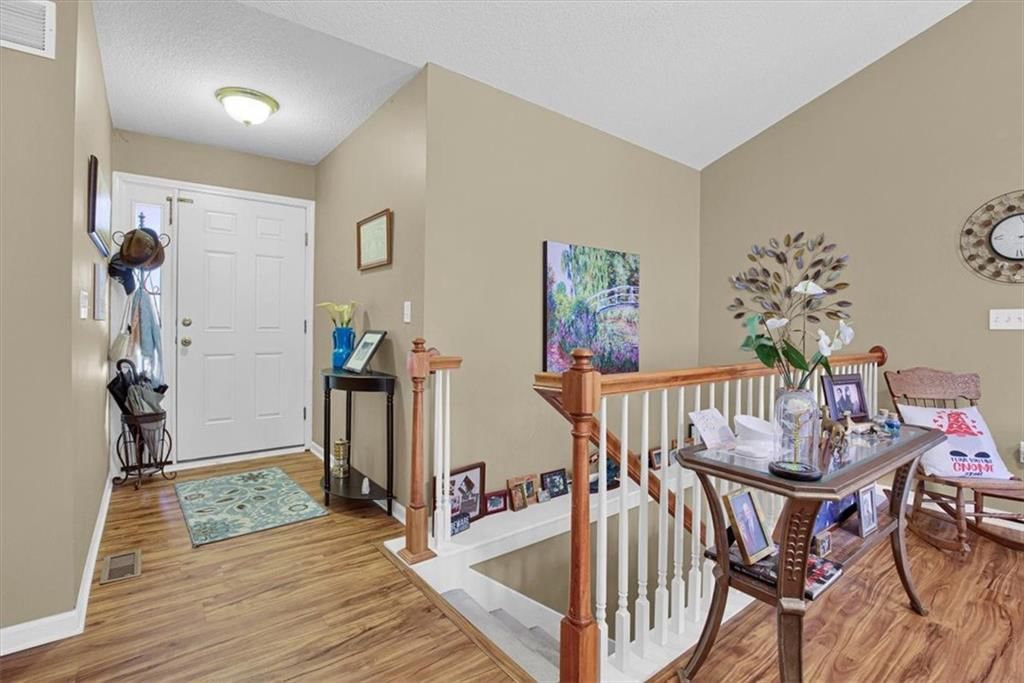 512 Brentwood Drive — photo 5