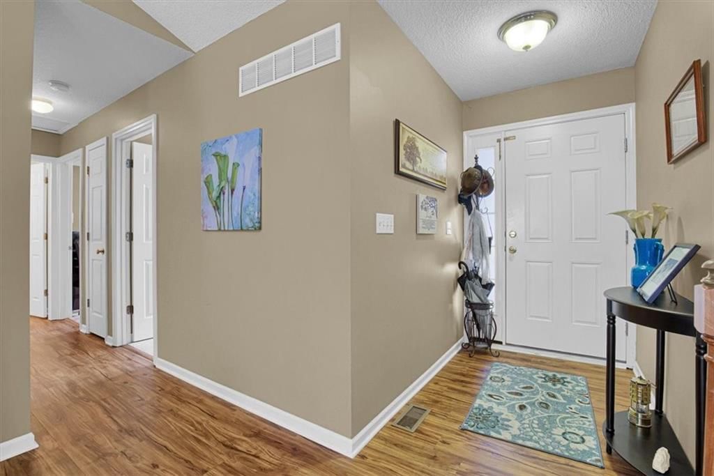 512 Brentwood Drive — photo 17
