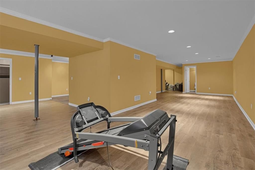 512 Brentwood Drive — photo 29