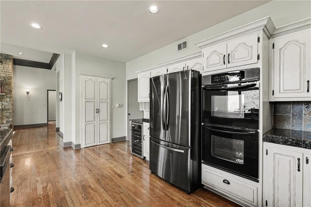 2401 SW Whispering Creek Court — photo 13