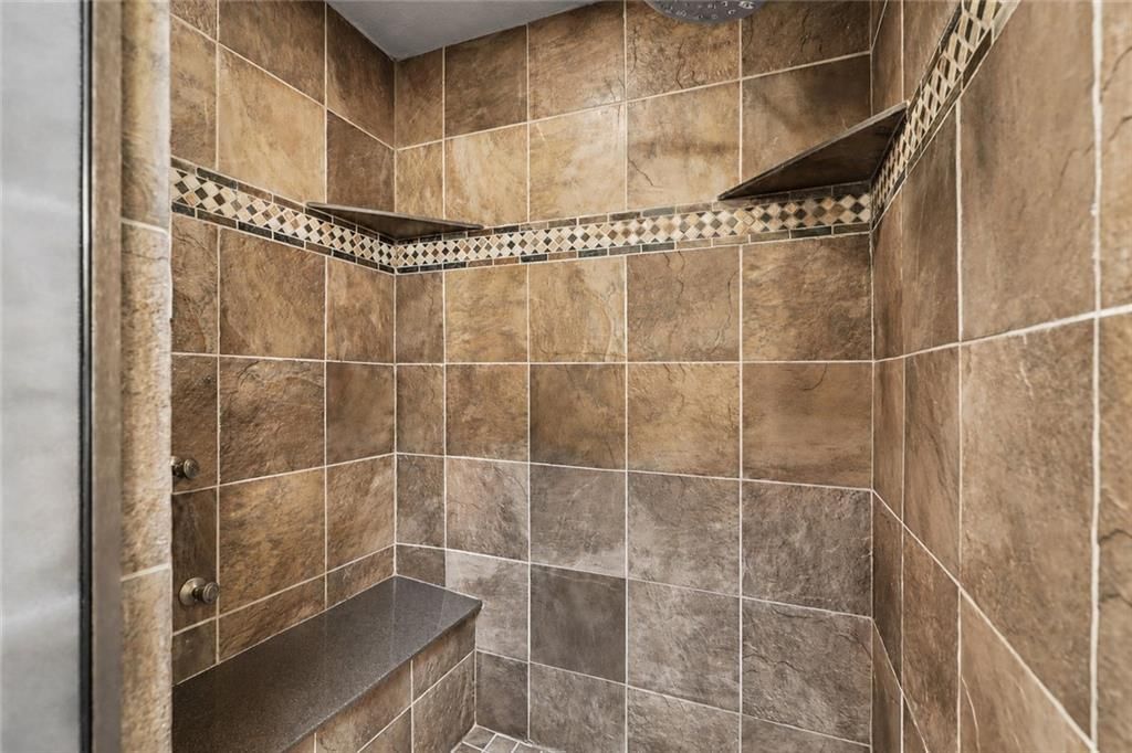 2401 SW Whispering Creek Court — photo 21
