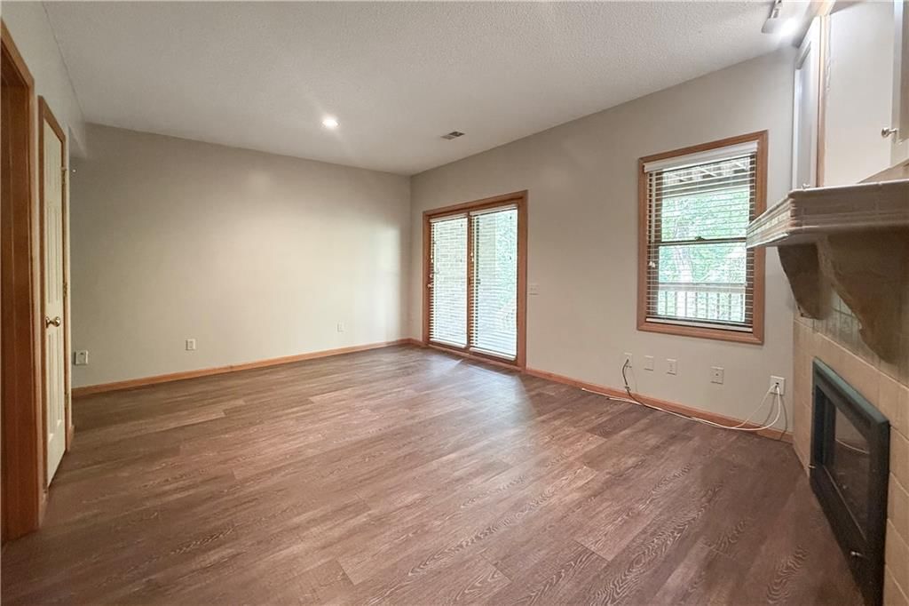 2401 SW Whispering Creek Court — photo 28