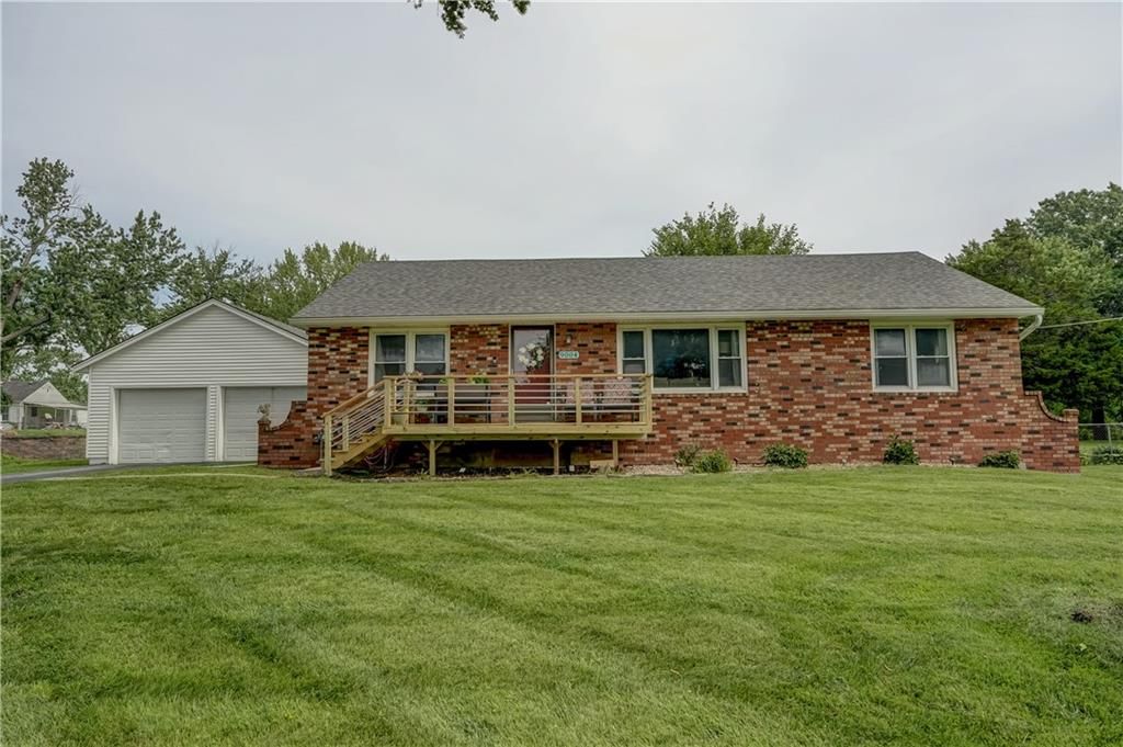 9004 E 31st Street, Kansas City, MO