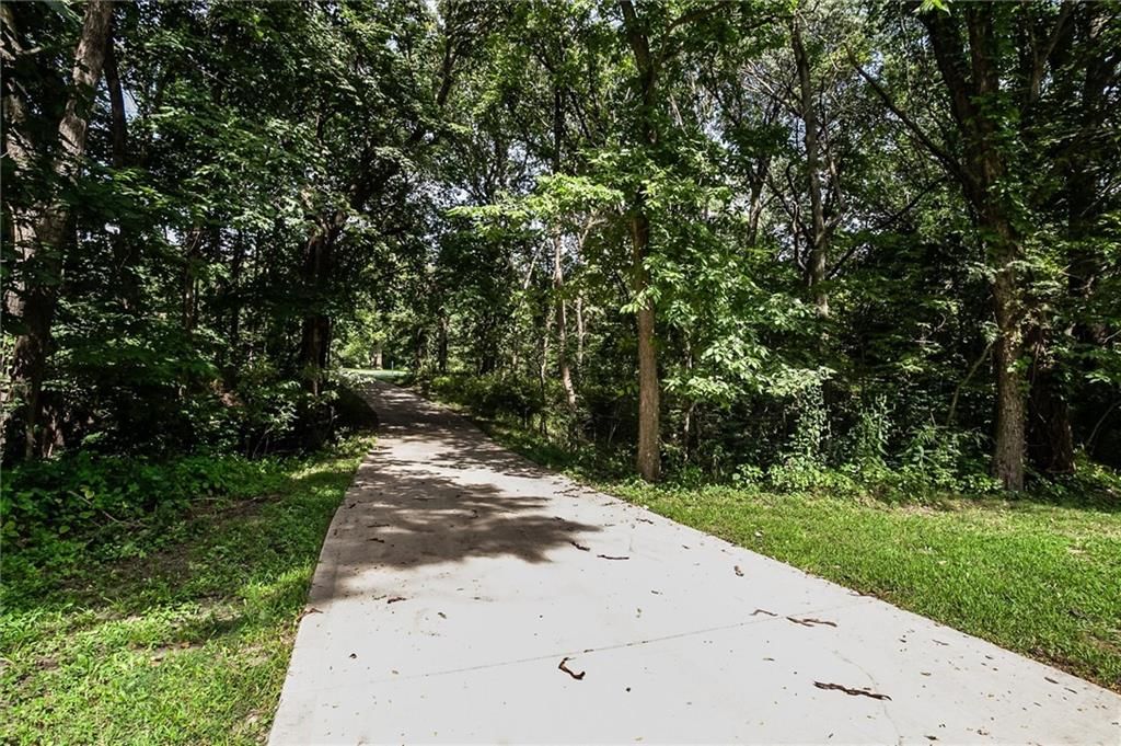 17601 River Drive — photo 33
