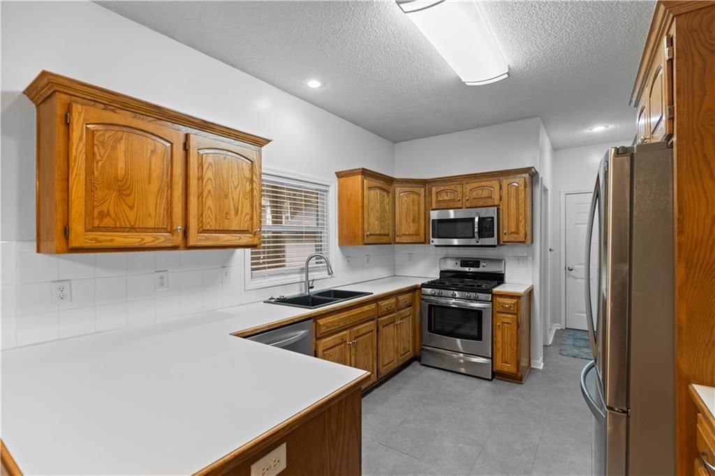 34561 W 85th Terrace — photo 6