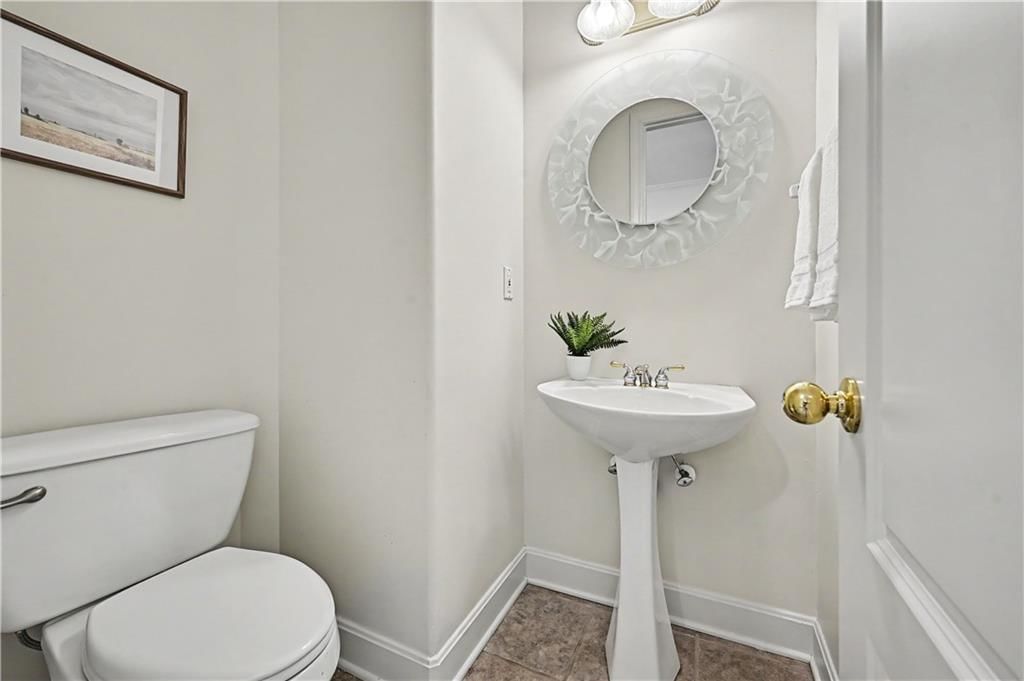 2210 SW Opossum Hollow Road — photo 19