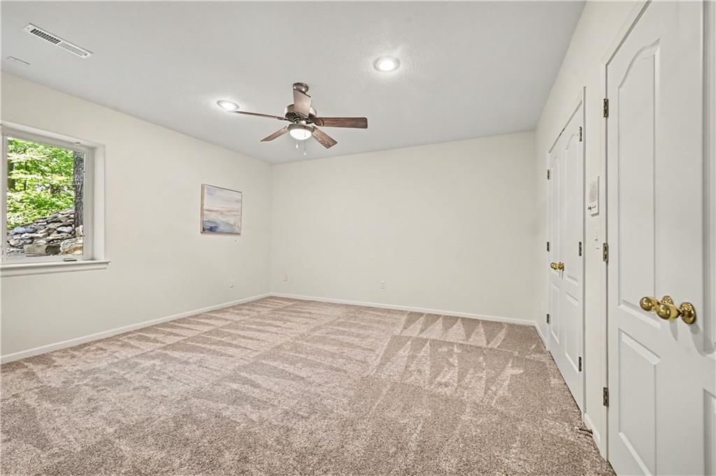 2210 SW Opossum Hollow Road — photo 34