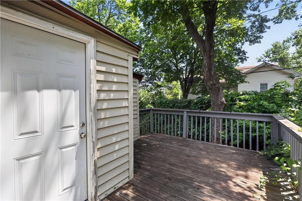 1829 Oakland Avenue — photo 4