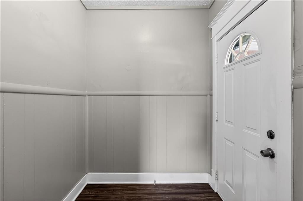 1829 Oakland Avenue — photo 8