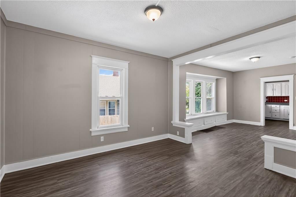 1829 Oakland Avenue — photo 10