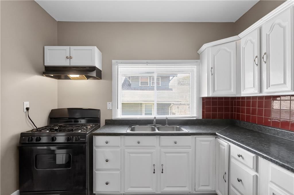 1829 Oakland Avenue — photo 16